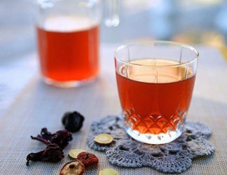 冠心病吃什么好，冠心病的最佳茶飲——三七靈芝山楂飲